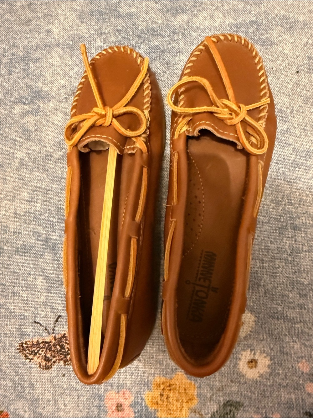 Minnetonka Women's Brown Suede Moccasin Loafers